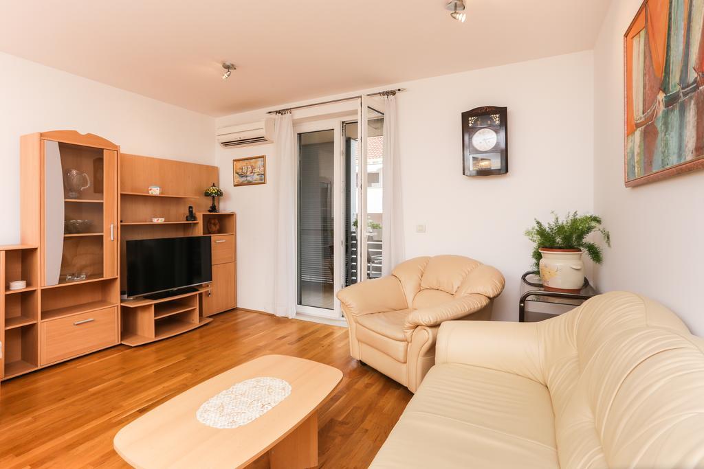 Apartment Larissa Dubrovnik Exteriör bild